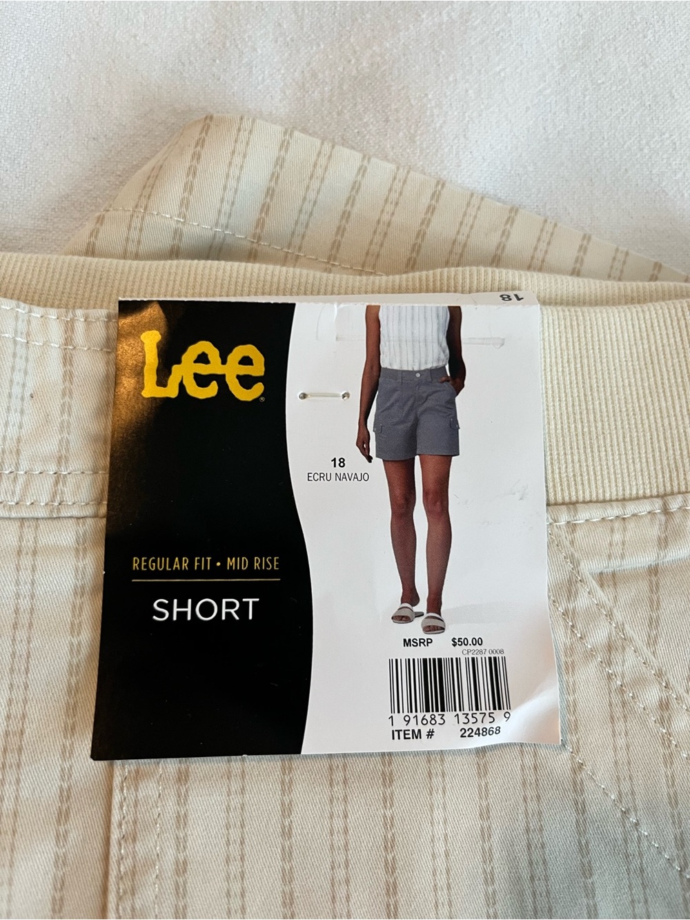 Lee Women’s Cream /Tan Striped Casual Mid Rise Waist 38” Size 18 Shorts NWT - Picture 11 of 11